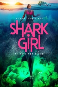 Девушка-акула